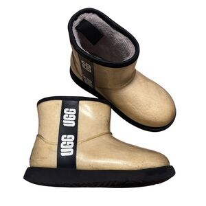 UGG Clear Beige Mini Boots
